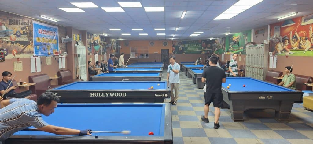 Vietnam – Binh Dai – Club Billiards Gia Khanh